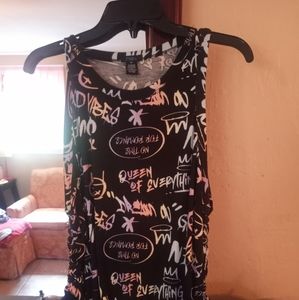 Rue 21 graffiti tank